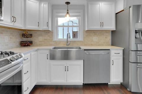 8 Franklin St, Wareham, MA 02571 photo 5