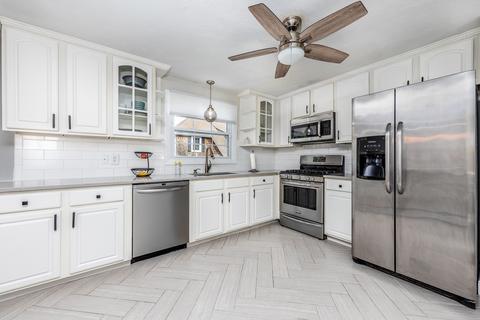 1 Tedesco St, Marblehead, MA 01945 photo 13