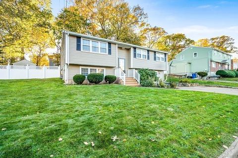 39 Mark Ter, Randolph, MA 02368 photo 3