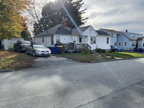123 Walter St, Fall River, MA 02724 photo 3