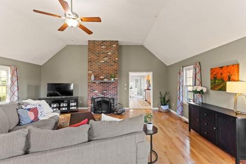59 Williams St, Upton, MA 01568 photo 15