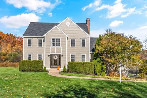 59 Williams St, Upton, MA 01568 photo 1