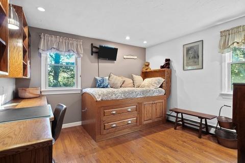 31 Warwick Way, Mashpee, MA 02649 photo 9