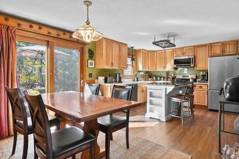 31 Warwick Way, Mashpee, MA 02649 photo 4
