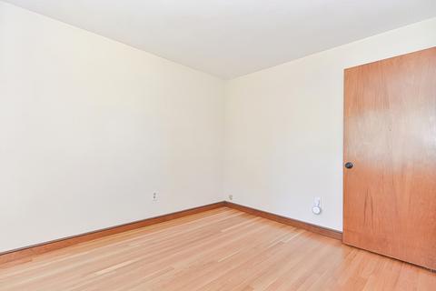 9 Warwick Rd, Franklin, MA 02038 photo 28