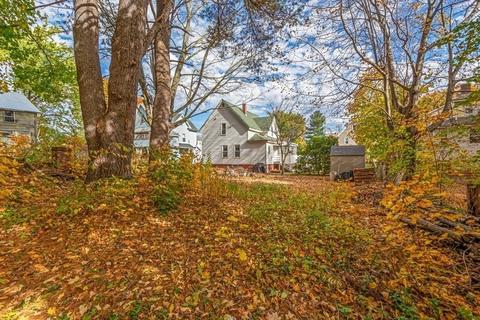 19 Ball St, Worcester, MA 01603 photo 2