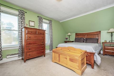 19 Ball St, Worcester, MA 01603 photo 35