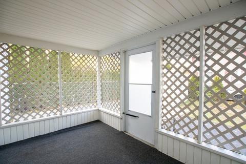 146 Davis St, Springfield, MA 01104 photo 13