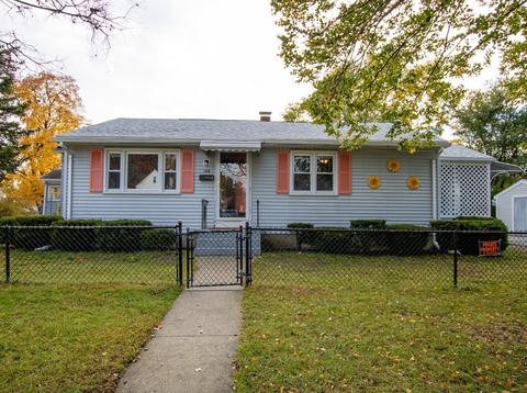 146 Davis St, Springfield, MA 01104 photo 1