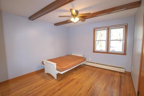 146 Davis St, Springfield, MA 01104 photo 10