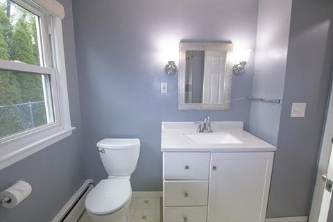146 Davis St, Springfield, MA 01104 photo 6