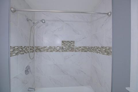 146 Davis St, Springfield, MA 01104 photo 7