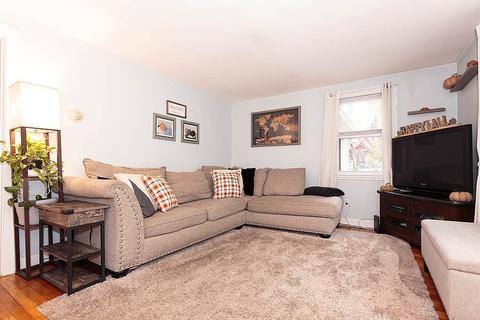 15 Sherman St, Canton, MA 02021 photo 3