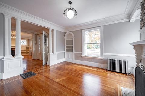 110 Mill St, Springfield, MA 01108 photo 5