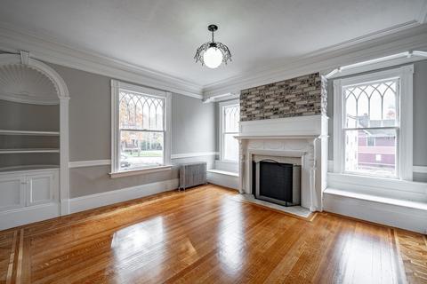 110 Mill St, Springfield, MA 01108 photo 4