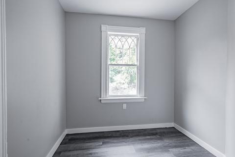 110 Mill St, Springfield, MA 01108 photo 17