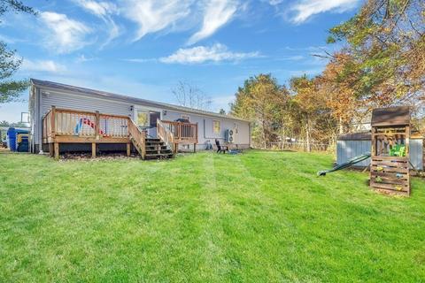247 Hanson Dr, Springfield, MA 01128 photo 34