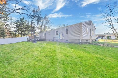 247 Hanson Dr, Springfield, MA 01128 photo 33