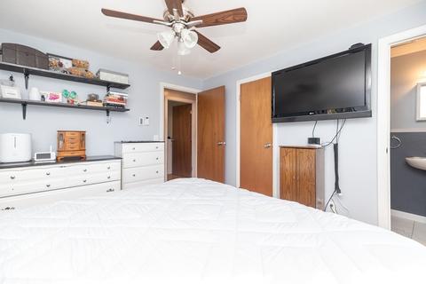247 Hanson Dr, Springfield, MA 01128 photo 25