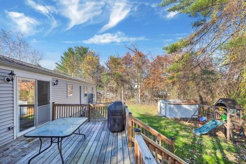 247 Hanson Dr, Springfield, MA 01128 photo 29