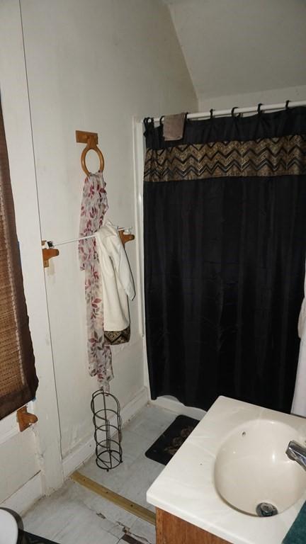 53 Sherman St, Springfield, MA 01109 photo 5
