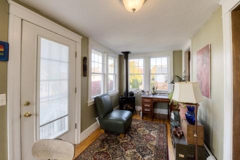 52 Proctor St, Worcester, MA 01606 photo 2
