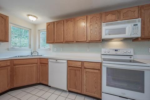 11 Coldspring Dr #D, Sutton, MA 01590 photo 17