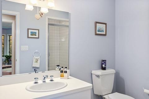 14 Weathervane Rd, Canton, MA 02021 photo 17