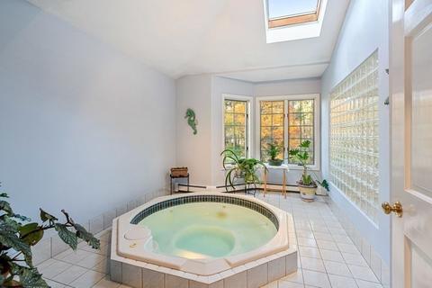 14 Weathervane Rd, Canton, MA 02021 photo 16