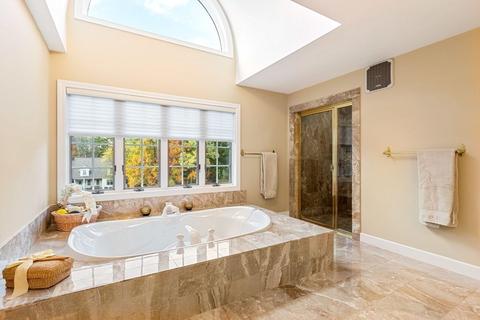 14 Weathervane Rd, Canton, MA 02021 photo 28