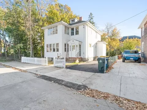 889 Pearce St, Fall River, MA 02720 photo 15