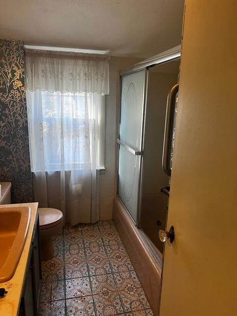 188 School St, Chicopee, MA 01013 photo 11