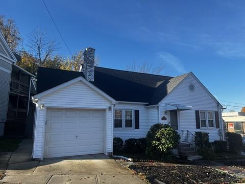 188 School St, Chicopee, MA 01013 photo 1