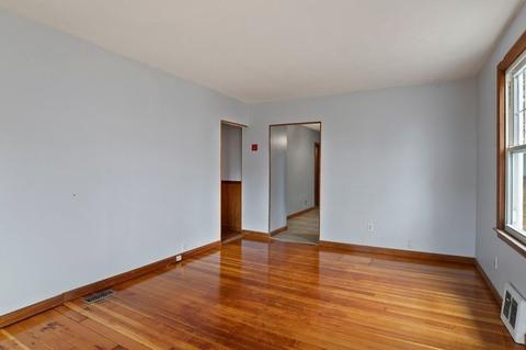 47 Kulig St, Springfield, MA 01104 photo 17