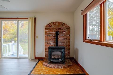 47 Kulig St, Springfield, MA 01104 photo 9