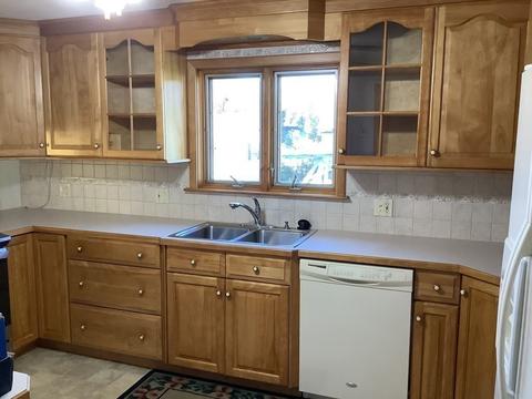 34 Sampson St, Chicopee, MA 01020 photo 6