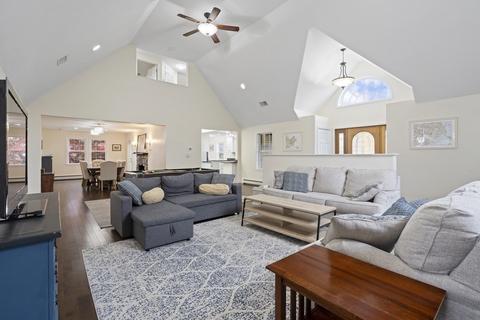 1 Leblanc Dr, Danvers, MA 01923 photo 1