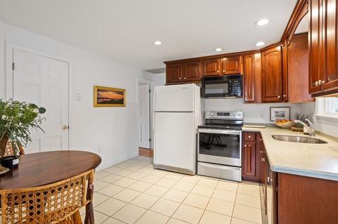 12 Daniel Rd, Wakefield, MA 01880 photo 8