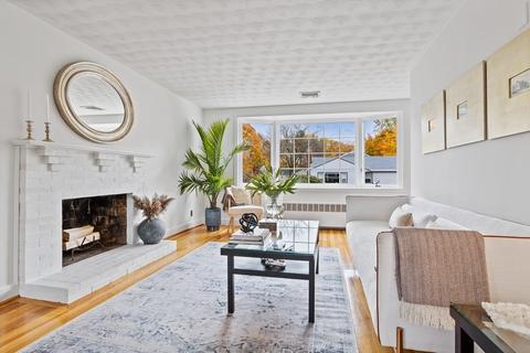 12 Daniel Rd, Wakefield, MA 01880 photo 5