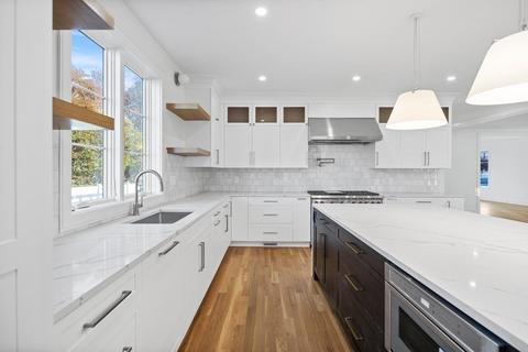 15 Barrett St, Needham, MA 02492 photo 8