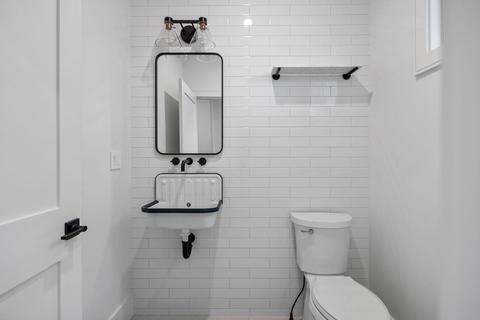 15 Barrett St, Needham, MA 02492 photo 10