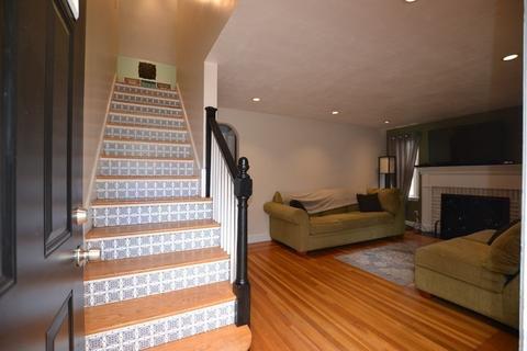 97 Keystone Dr, Warwick, RI 02889 photo 12