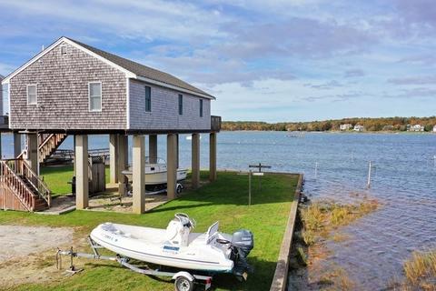 9 Massasoit Ave, Bourne, MA 02532 photo 4