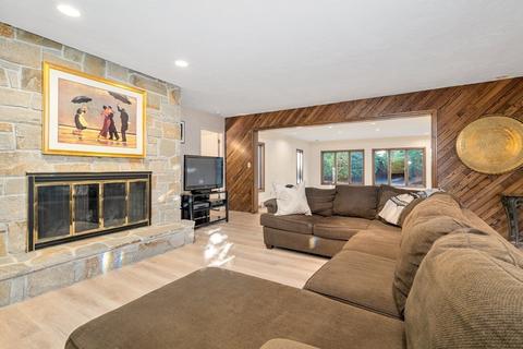 2 Hoosic Dr, Canton, MA 02021 photo 20
