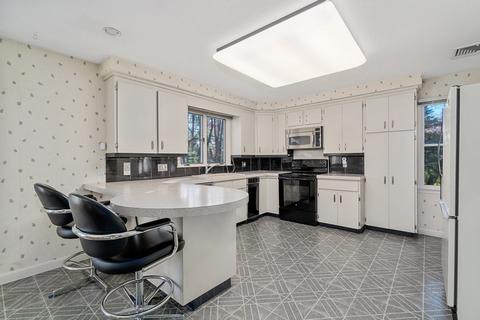 2 Hoosic Dr, Canton, MA 02021 photo 14