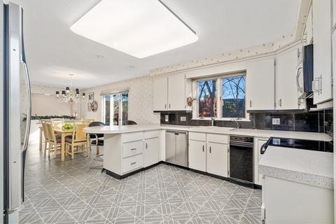 2 Hoosic Dr, Canton, MA 02021 photo 13