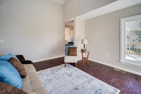 226 Allen St, Springfield, MA 01108 photo 7