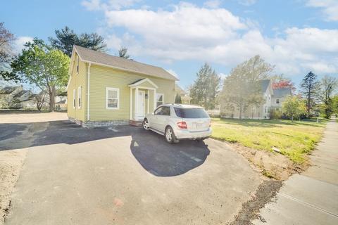 226 Allen St, Springfield, MA 01108 photo 4
