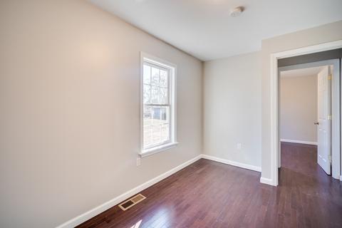 226 Allen St, Springfield, MA 01108 photo 21