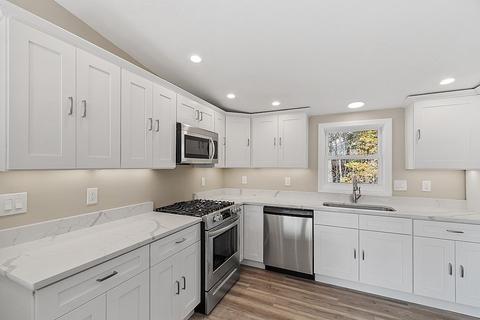 320 Temple St, Gardner, MA 01440 photo 9